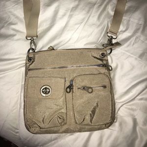 Bagillini Crossbody